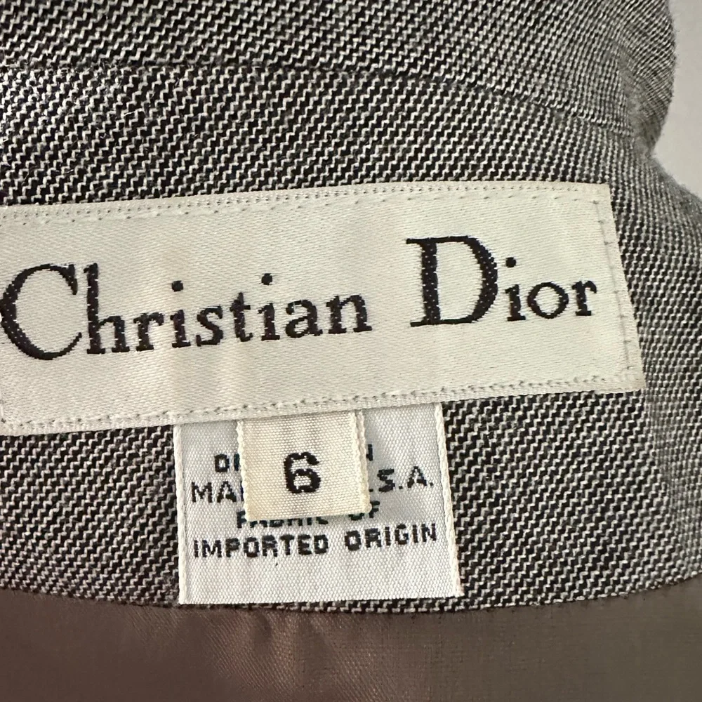 Dior reposhing this
